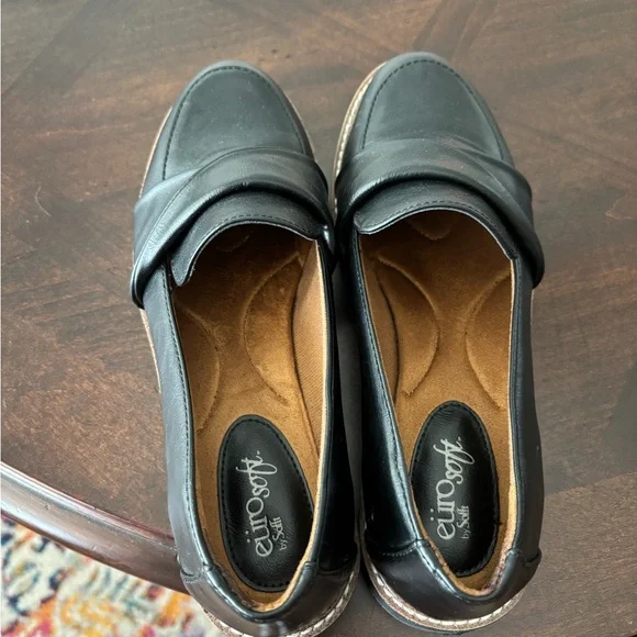 Sofft Eurosoft Balck loafers - Picture 1 of 6